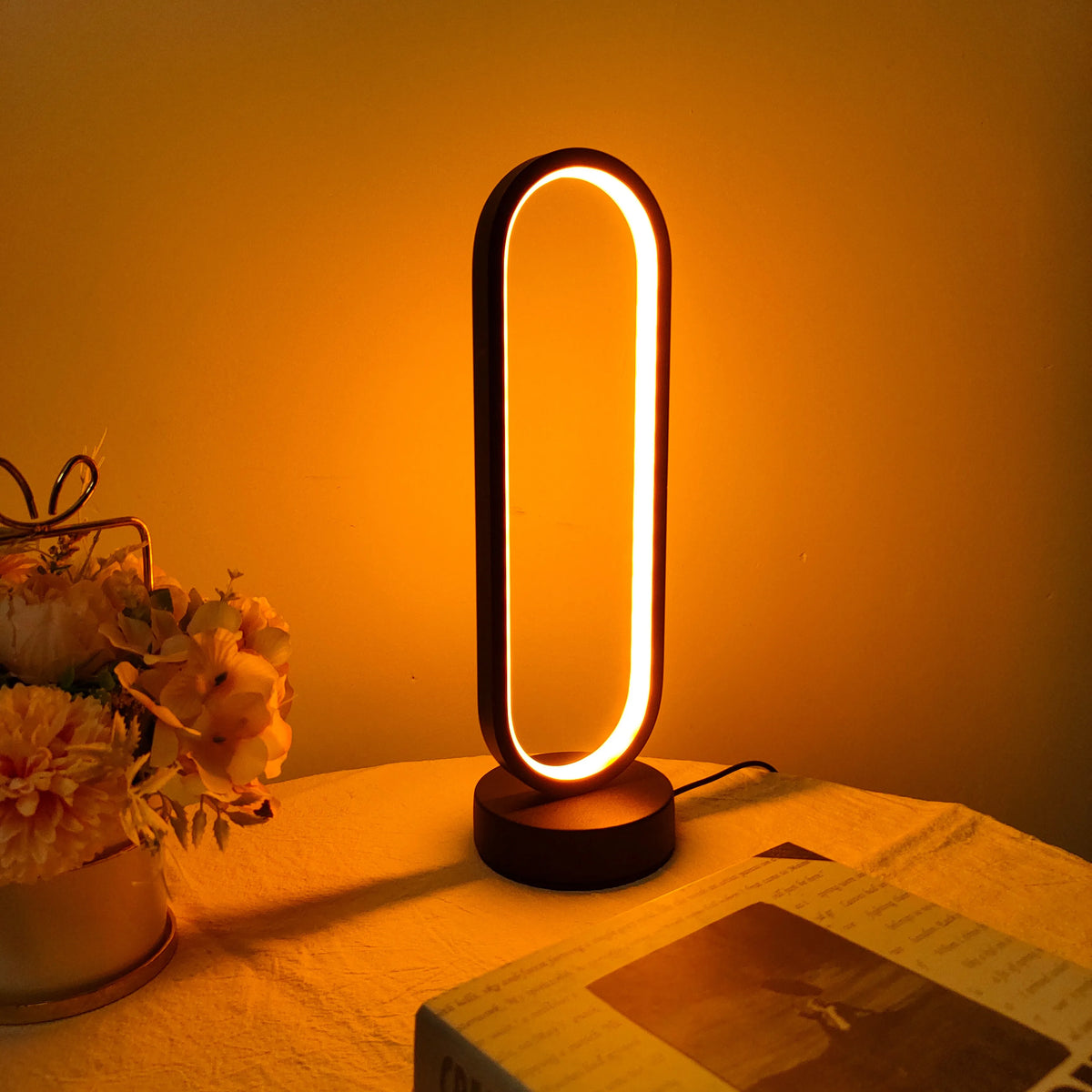 LunaHalo – Luxe Dimbare LED Ringlamp voor Slaapkamer en Woonkamer - tafellampen - in de kamer