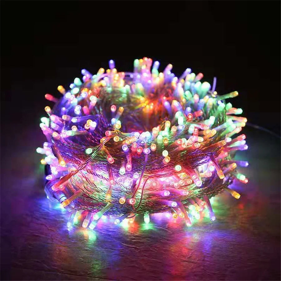 LumiFest LED Kerstverlichting – 10M / 50M / 100M - buitenverlichting - zijaanzicht