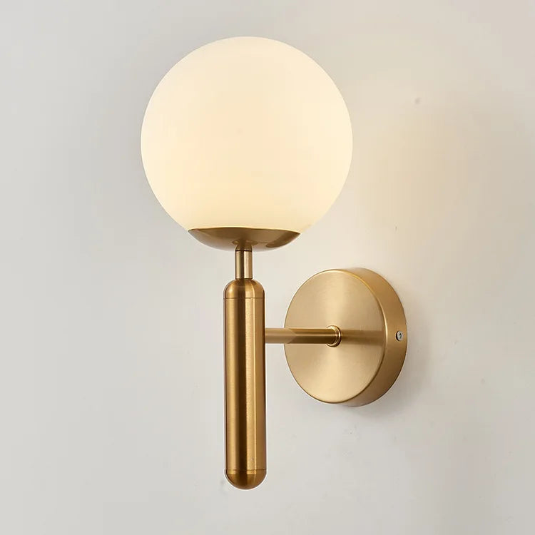 VitaGlow Wandlamp – Moderne Wandverlichting voor Binnen met Koperaccenten en E27 Fitting - wandlamp - close-up