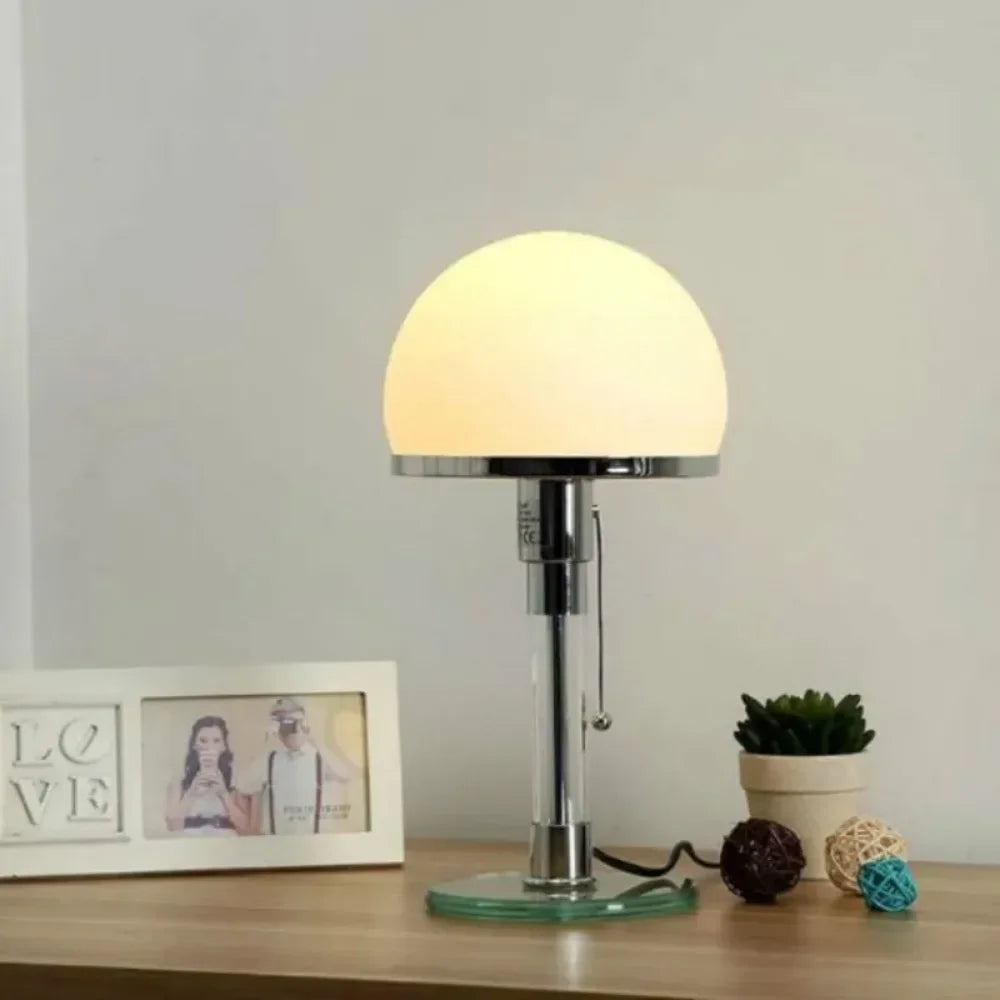 AuroraBauhaus LED Tafellamp – Nordic Glas & Metaal Designlamp - tafellampen - in de kamer