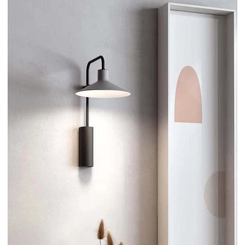 Aurelio Retro Outdoor Wall Lamp - wandlamp - sfeerbeeld