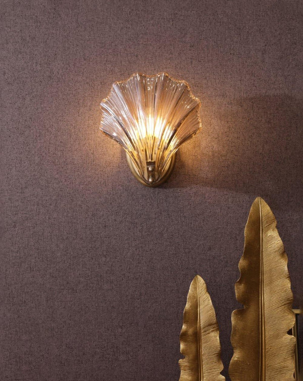 Wandlamp In De Vorm Van Een Schelp - wandlampen - verlicht