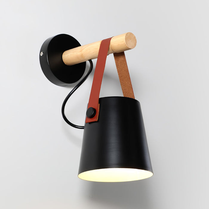 Conische Wandlamp van Hout - wandlampen - sfeerbeeld