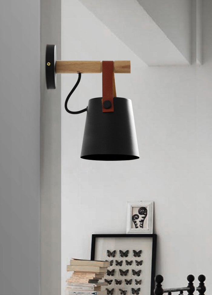 Conische Wandlamp van Hout - wandlampen - close-up