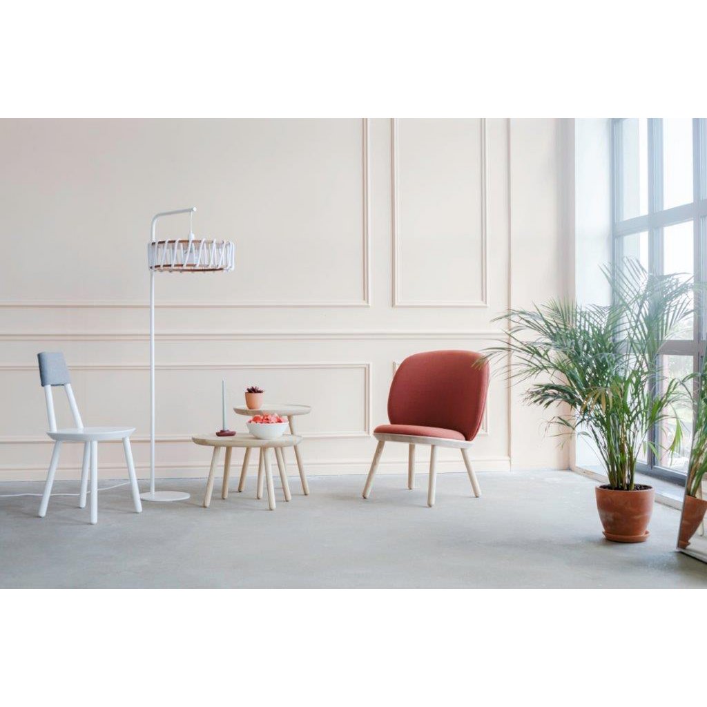 Emko - Macaron Vloerlamp, Wit Frame, Witte Kap - vloerlamp - sfeerbeeld