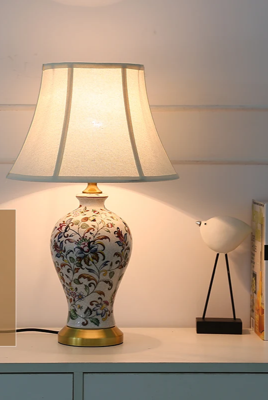 AmeriArt Hand-Painted Ceramic Table Lamp