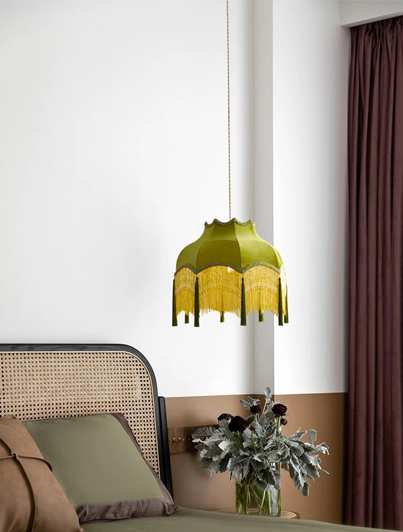 ChâteauLumière Franse Retro Koper & Stoffen Kwast Chandelier - hanglampen - close-up