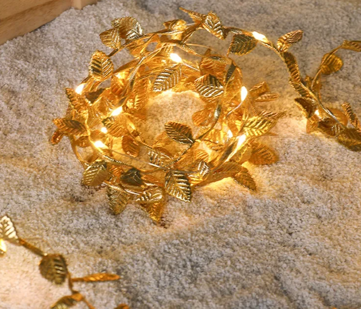 AureaLeaf Gold Christmas lights
