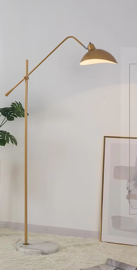 Nordic Gold Luxe Vloerlamp – Minimalistisch Design met Marmeren Basis - vloerlamp - close-up